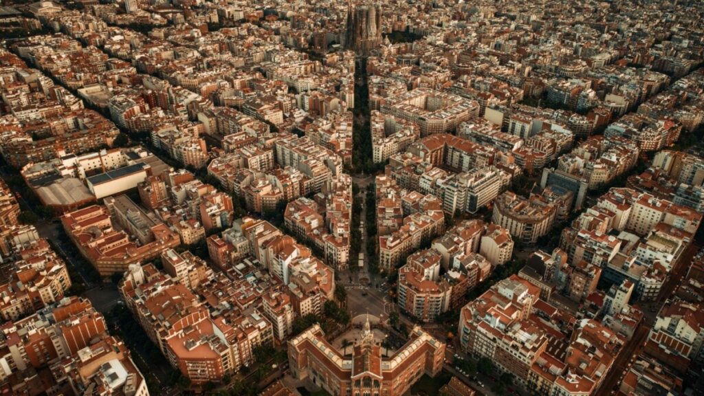 Starting a Business in Spain: Why Investing in Digital Marketing is Crucial 1 eixample